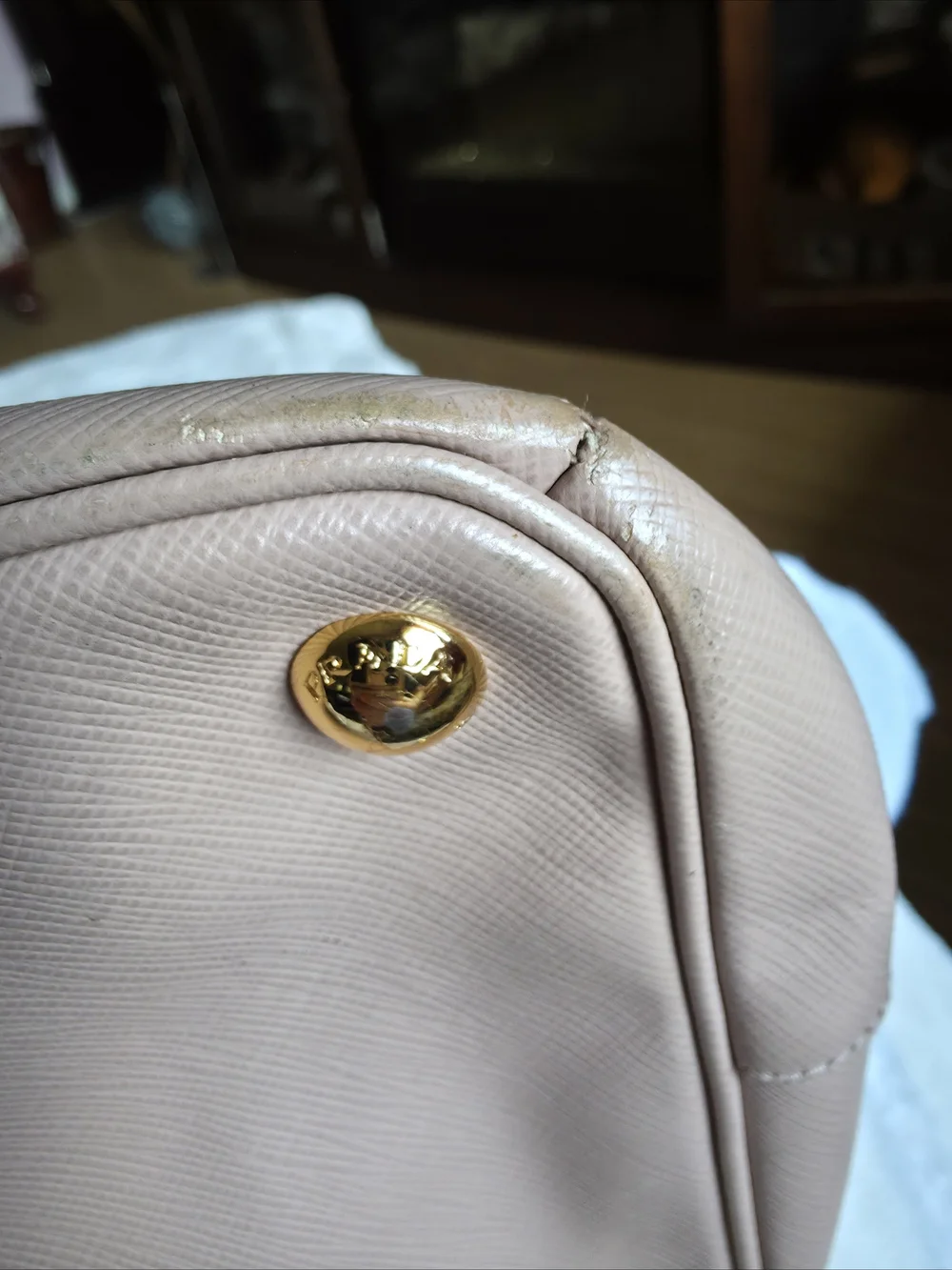 Prada Leather Tote in Pale Pink with Gold Hardware - Picture 7 of 16
